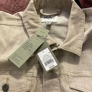 Good fellow tan jacket